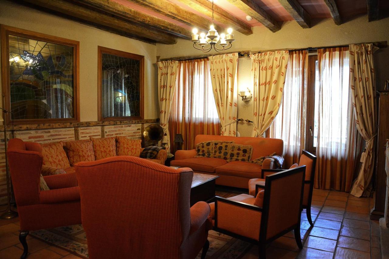 كوياذو إرموسو Posada Fuenteplateada المظهر الخارجي الصورة